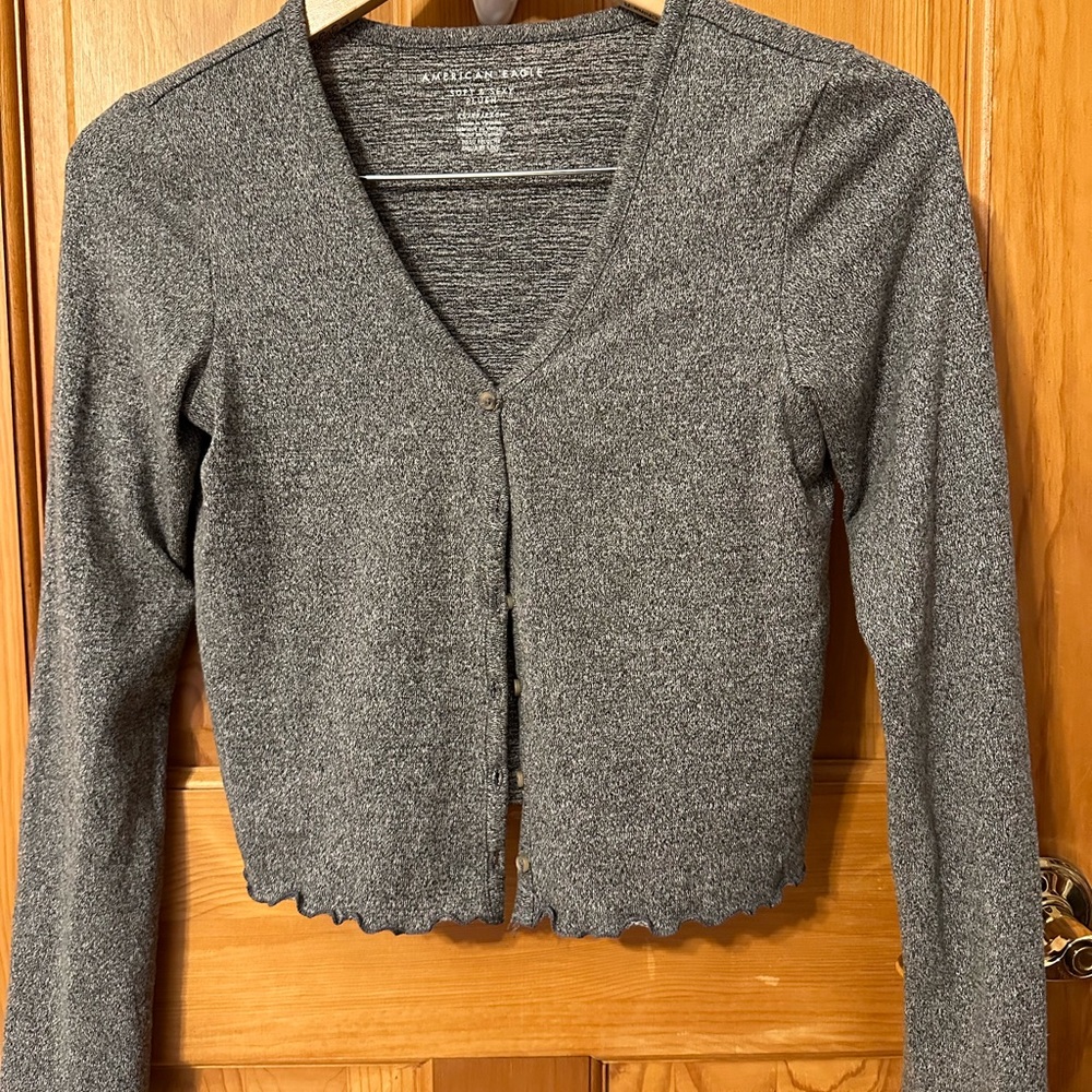 American Eagle Cropped Soft & Sexy Plush Cardigan Sweater Womens Sz XS Gray